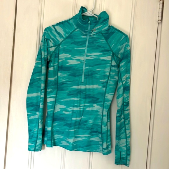 Under Armour pullover! - Picture 1 of 9